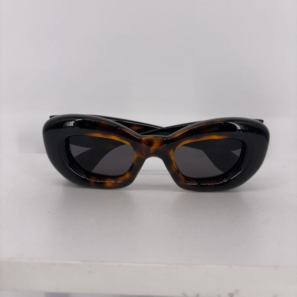 Loewe Tortoiseshell and Black Cat-Eye Sunglasses